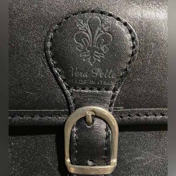 Vera Pelle Made in Italy Black Leather Crossbody Small Bag - Picture 3 of 5